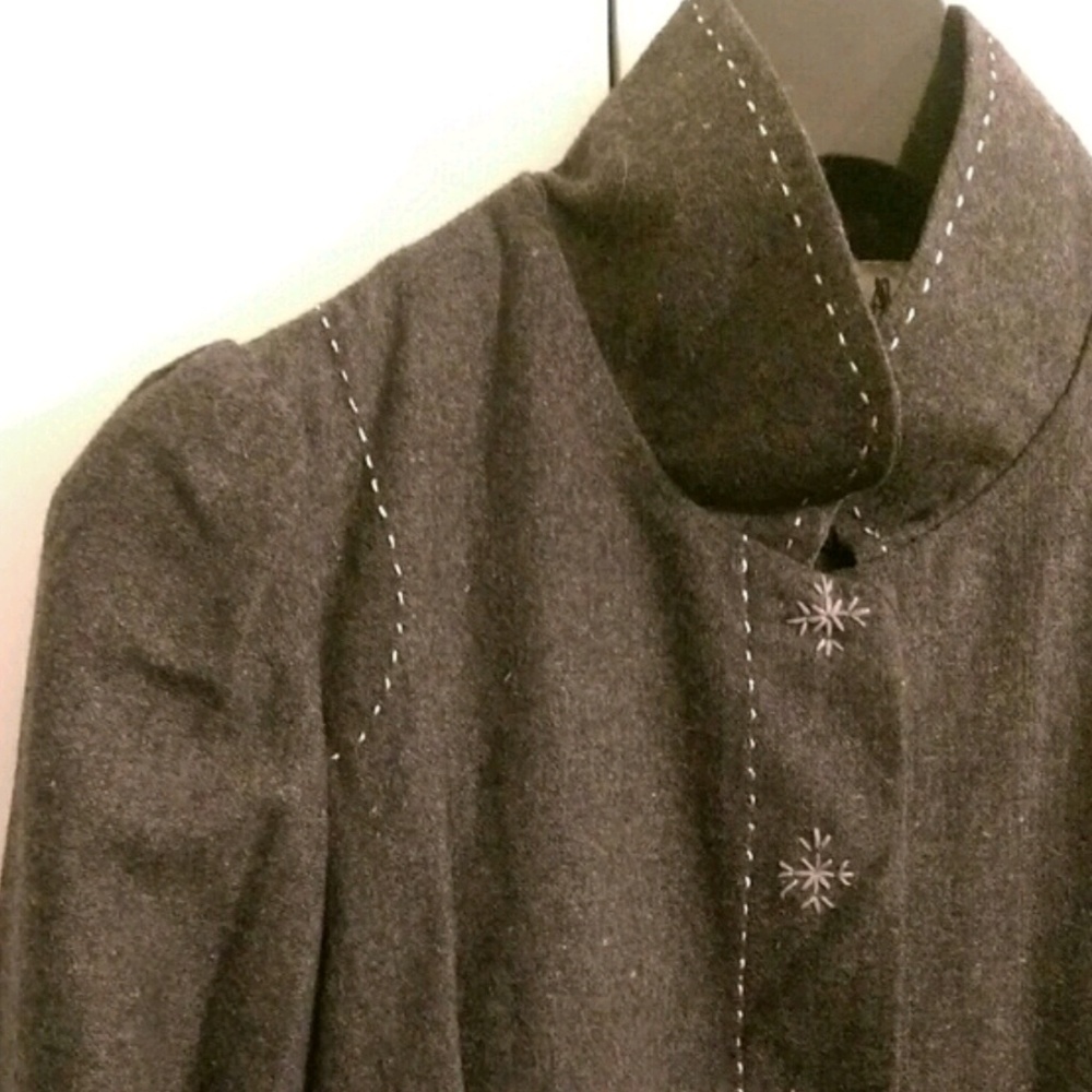 A light gray Coat.